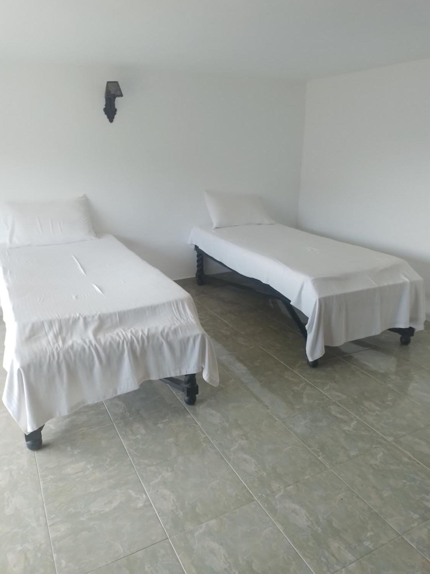 Hikers Inn Нувара Елия Екстериор снимка